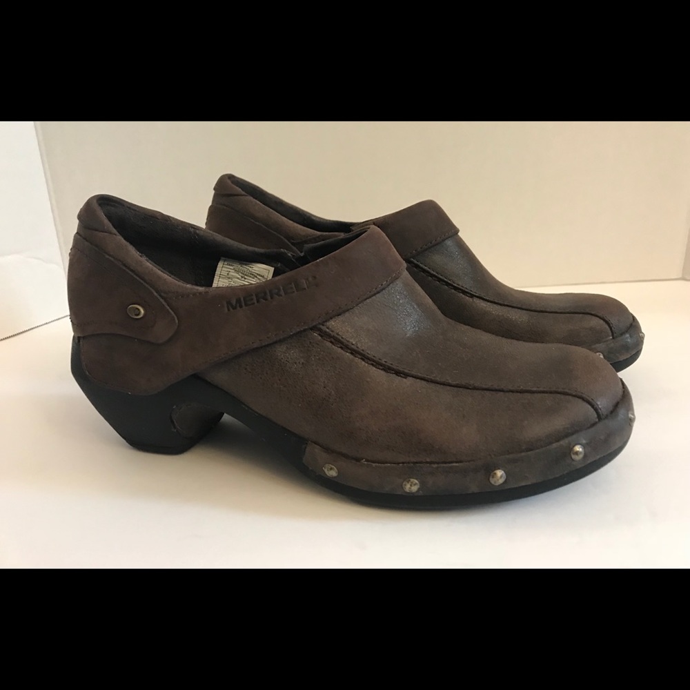 Merrell Brown Leather Shoes—Size 6–Nicely Preowned